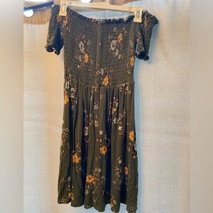 Off the shoulder floral summer dress